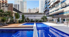APTO CHURRASQUEIRA, Capitania Varam, Pitangueiras, piscina, 100 m da praia, 2 dormitórios, 2 vagas de garagem